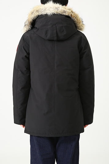 CHATEAU PARKA FF / Mサイズを175cmのスタッフが着用した例
