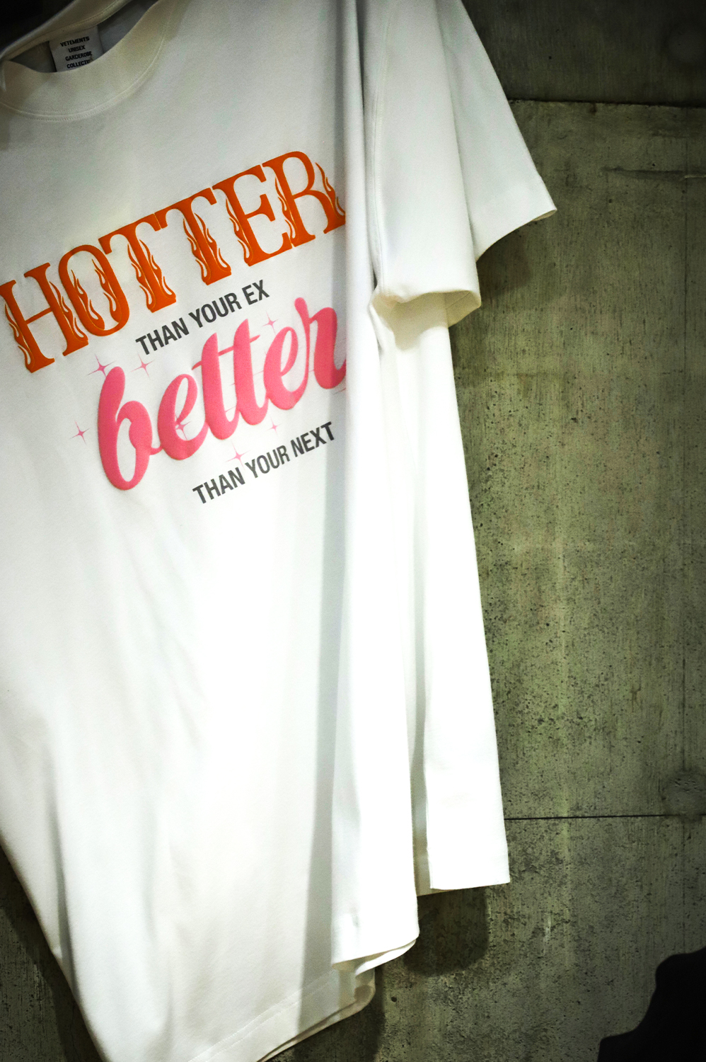 VETEMENTS ITEM 02