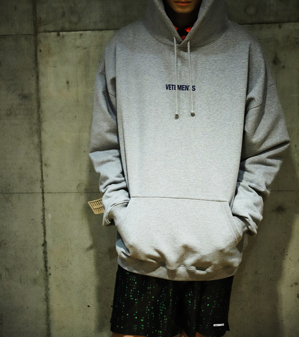 VETEMENTS LOOK 03