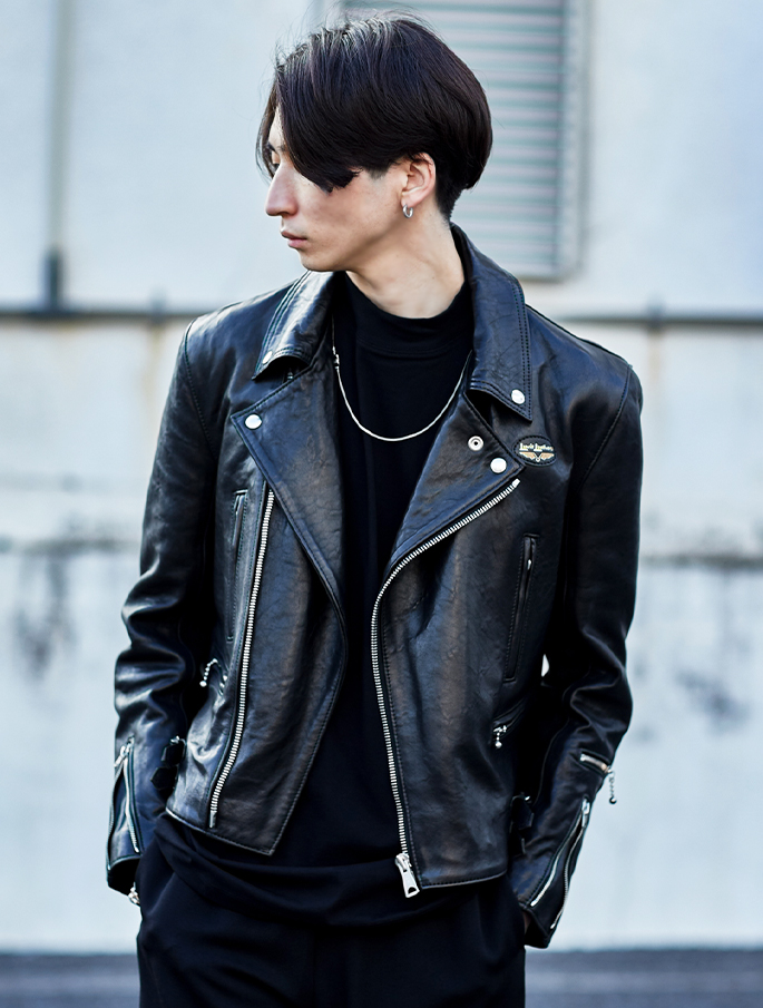 Lewis Leathers スタイリング画像01