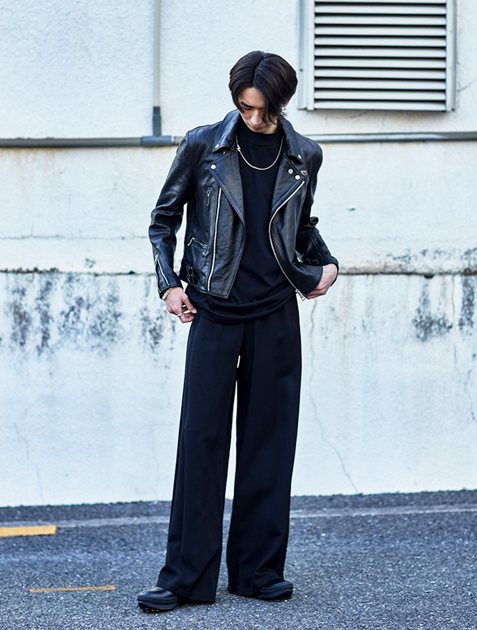 Lewis Leathers スタイリング画像02