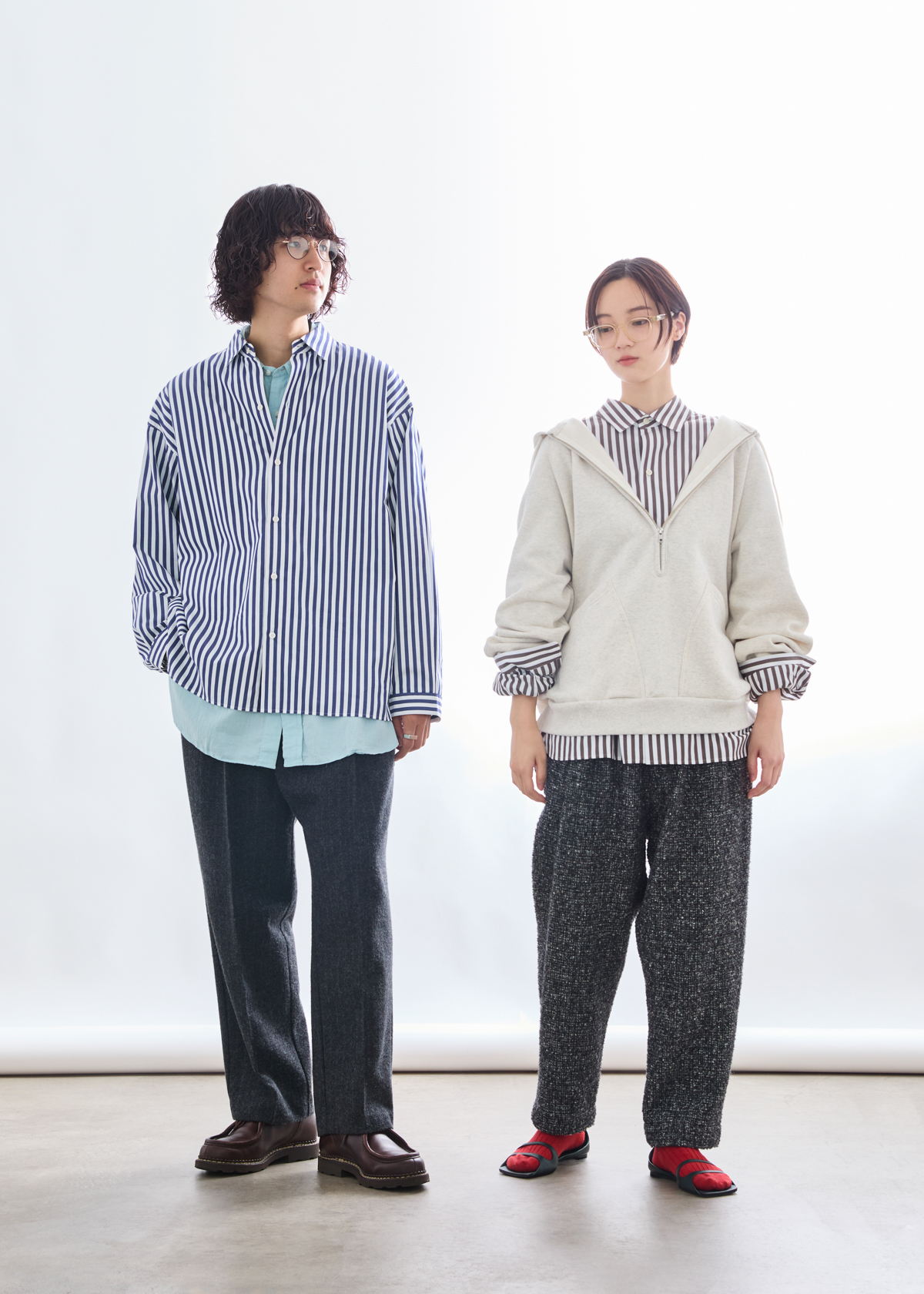 LOOK02