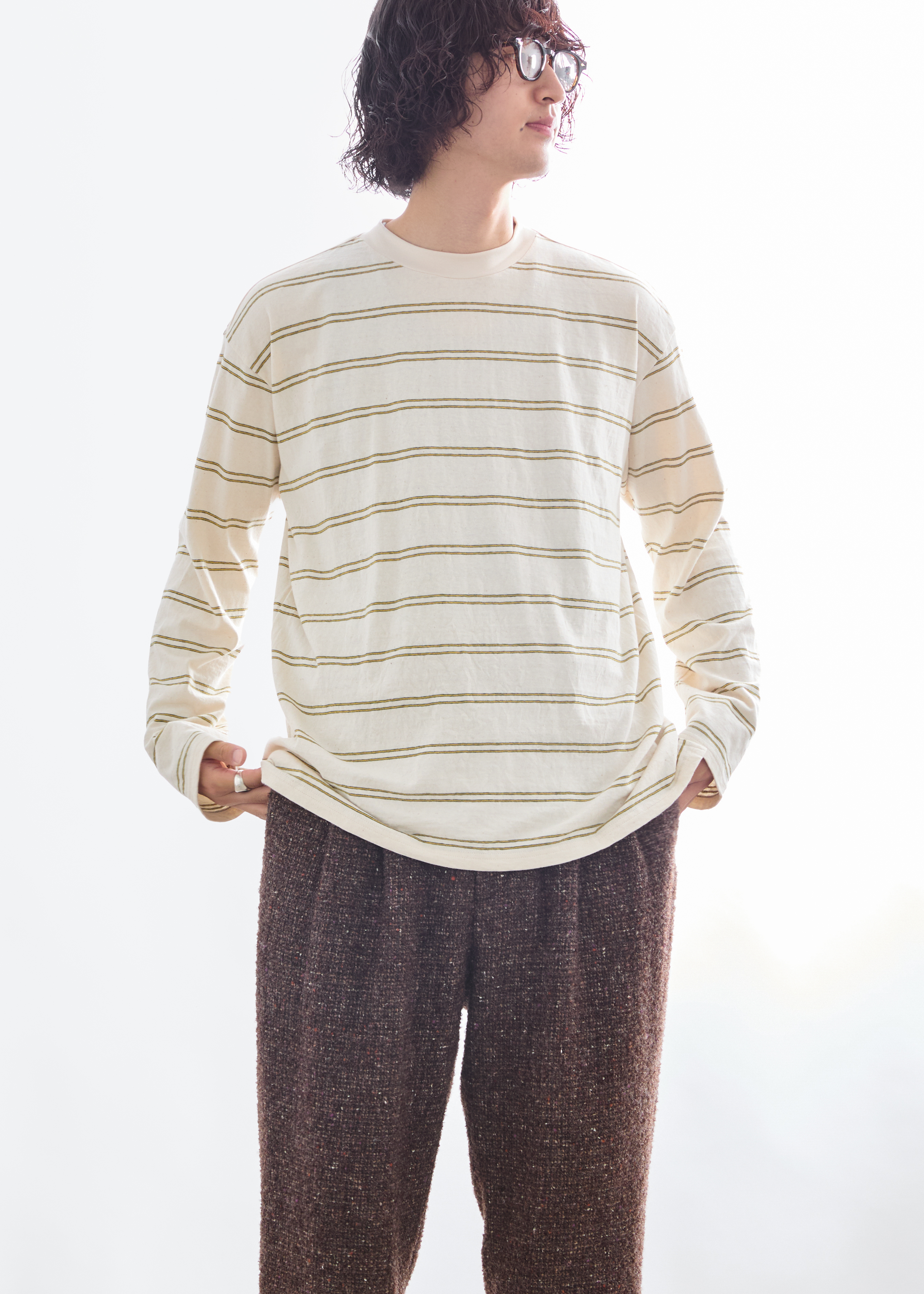 LOOK03-2