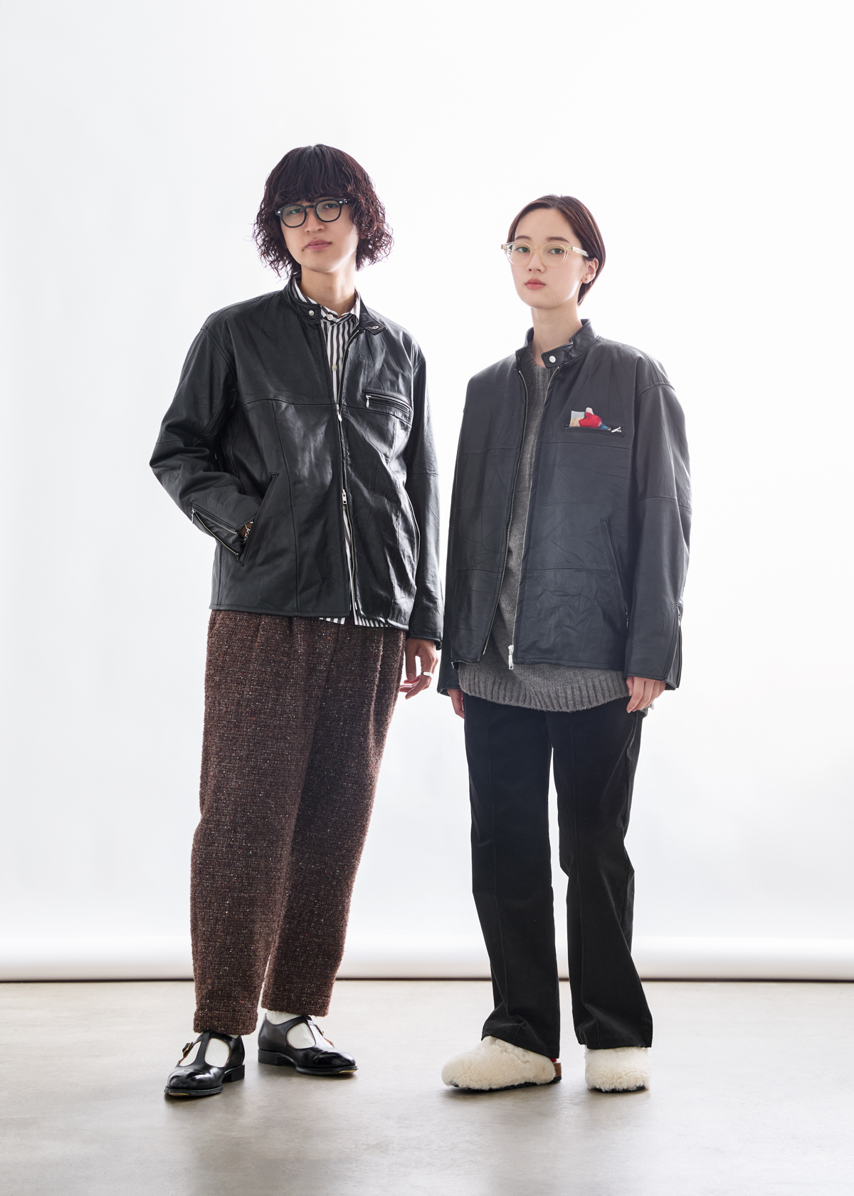 LOOK02
