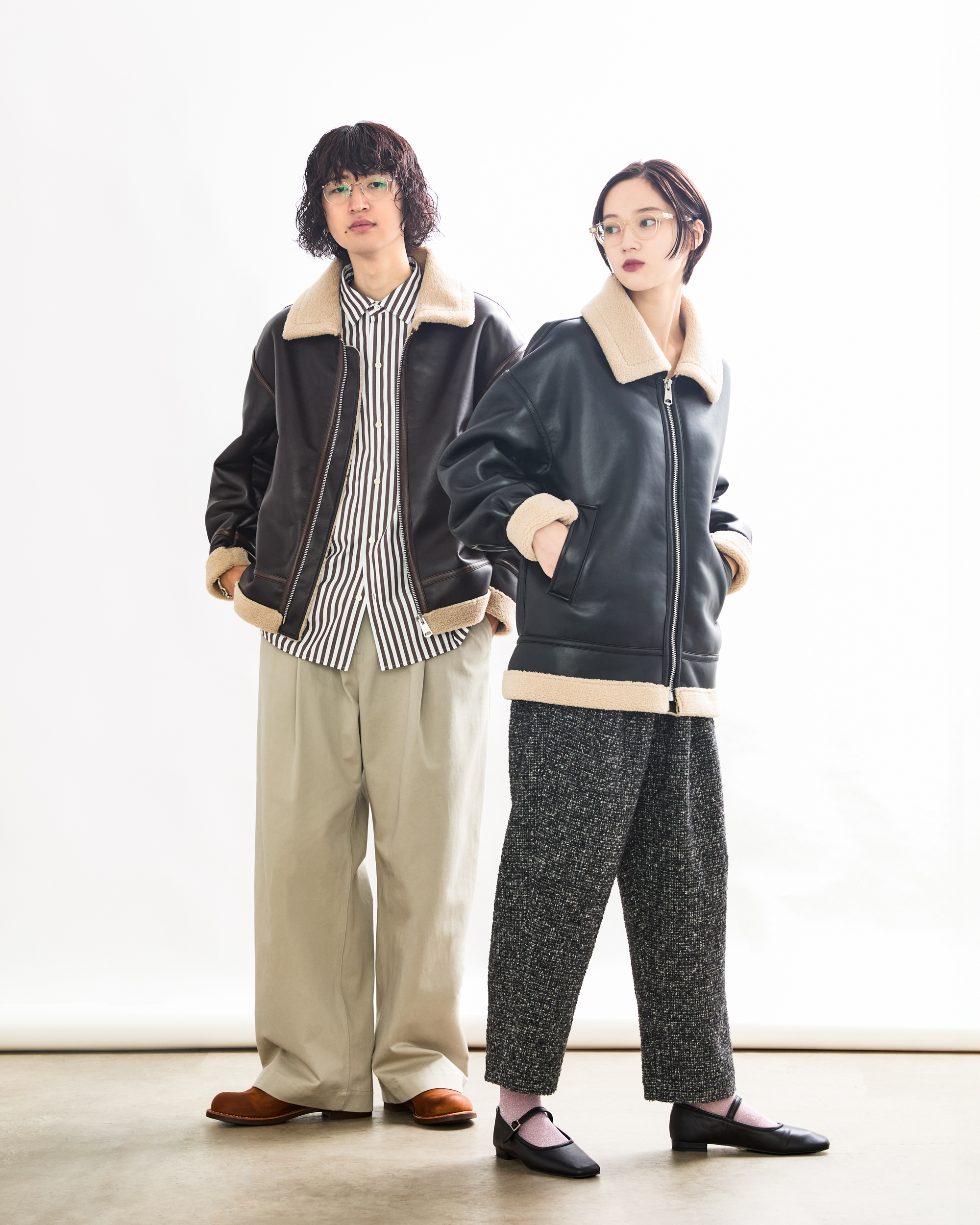 LOOK02