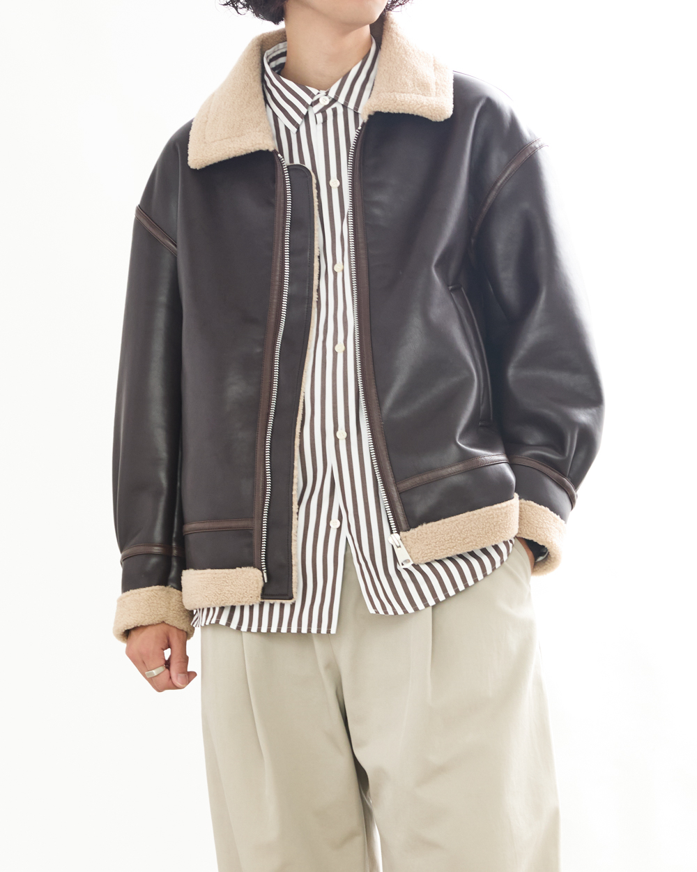 LOOK02-2