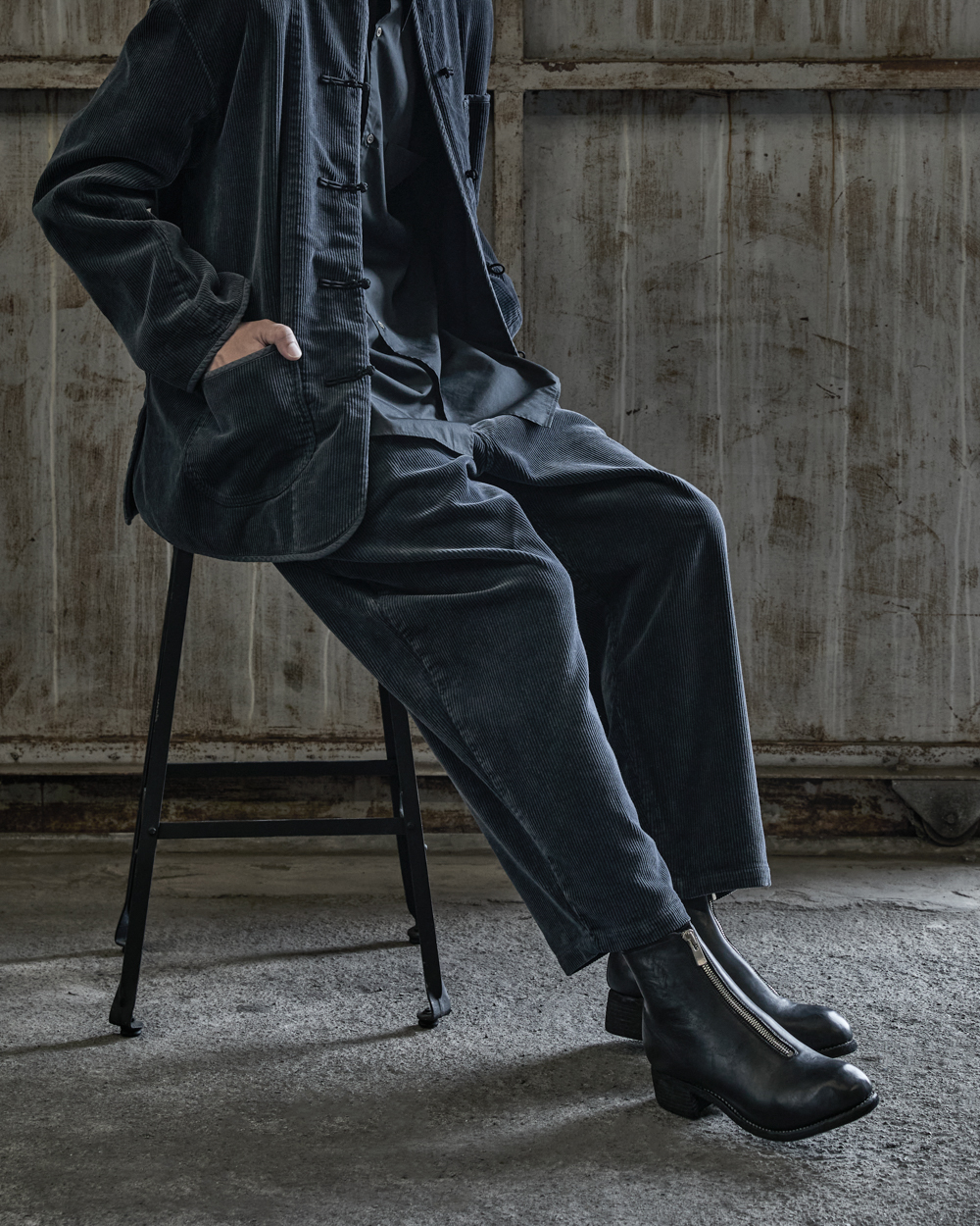 LOOK01-4
