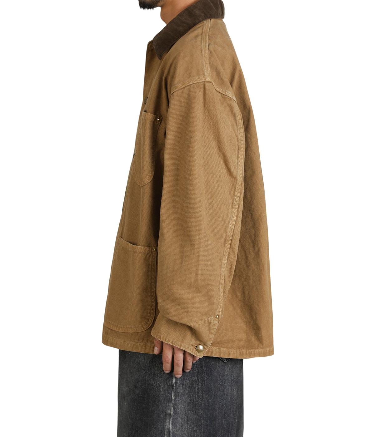 model（184cm / 63kg）B85 W80 H102 着用サイズ：3(L)