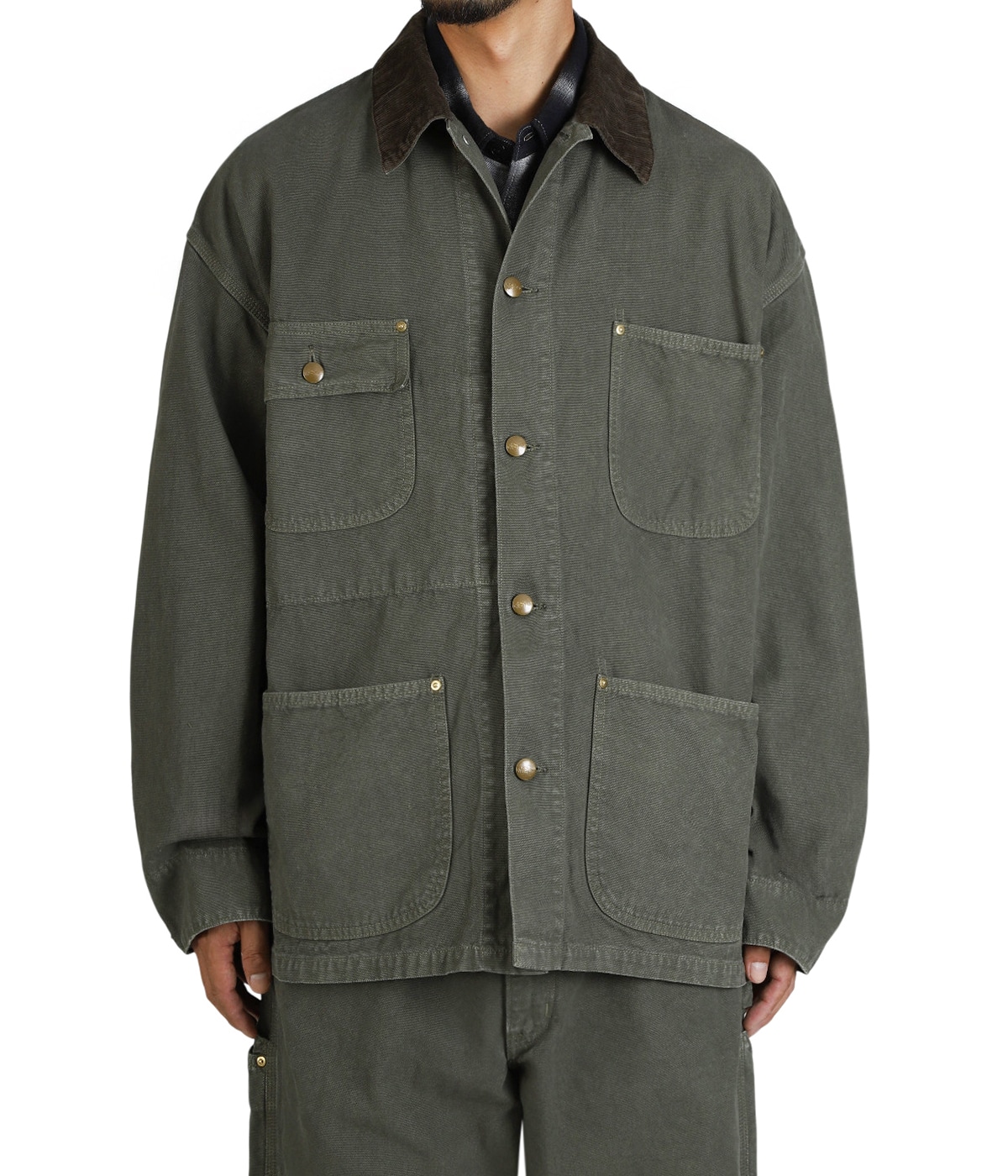 model（184cm / 63kg）B85 W80 H102 着用サイズ：3(L)