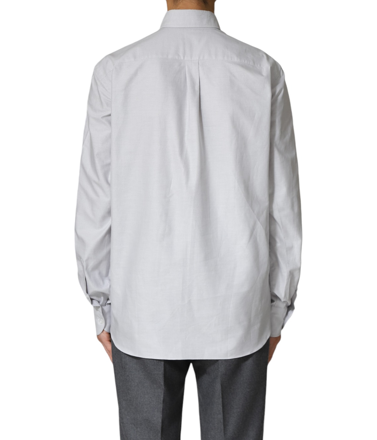 model（175cm / 60kg）B85 W75 H92 着用サイズ：39