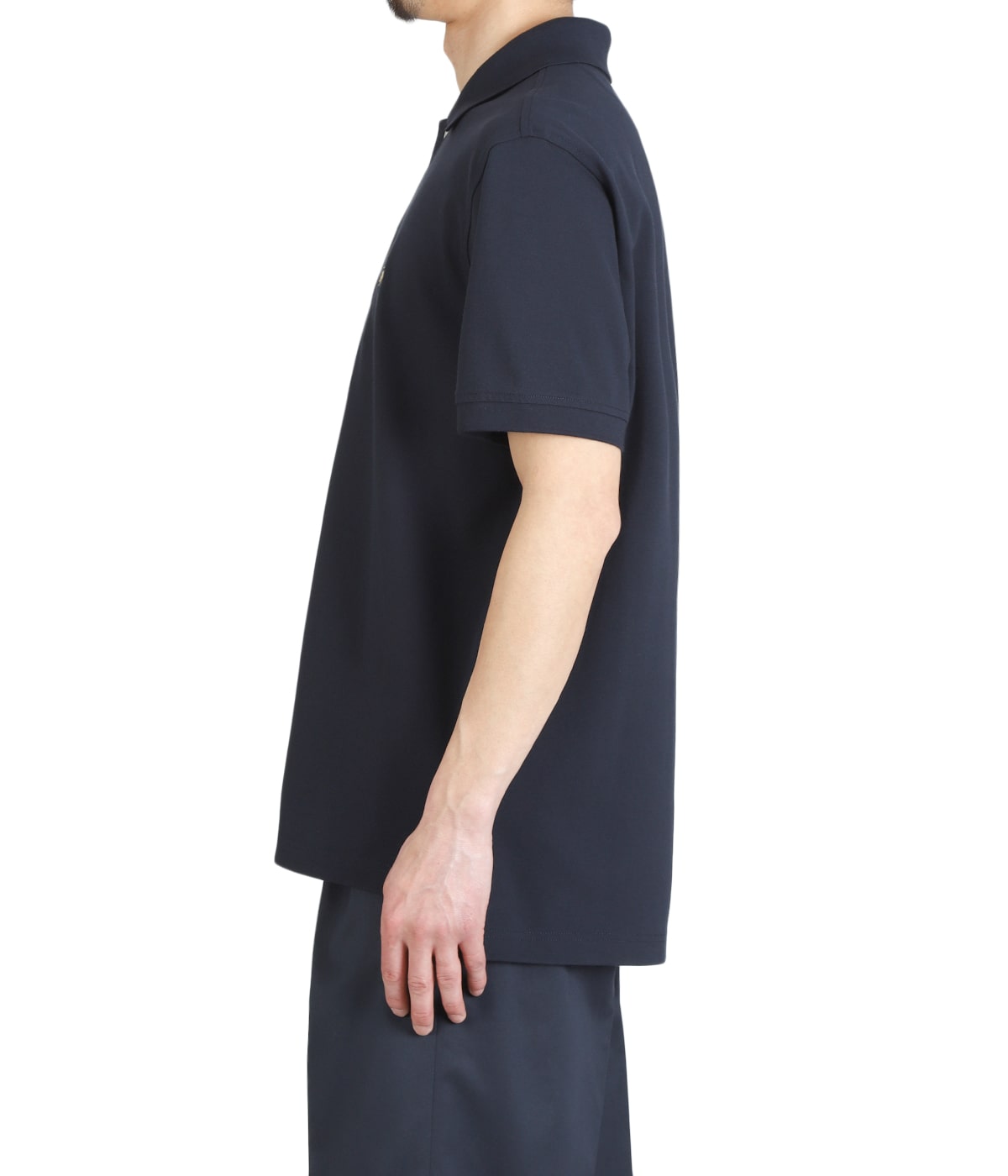 model（175cm / 60kg）B85 W75 H92 着用サイズ：M