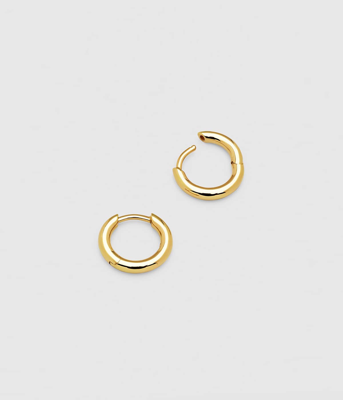TOM WOOD classic hoop small ピアス　ゴールド TOMWOOD - Classic Hoop Small Gold / ピアス / 925スターリング