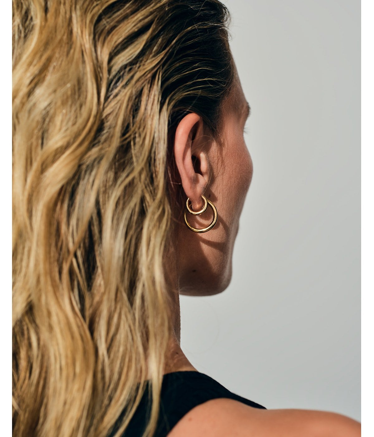 アクセサリー tomwood classic hoop thick small gold Classic Hoop Small Gold - Tom Wood Project Official Online Store