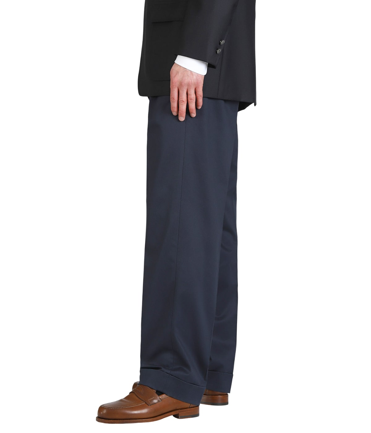 model（175cm / 60kg）B85 W75 H92 着用サイズ：31