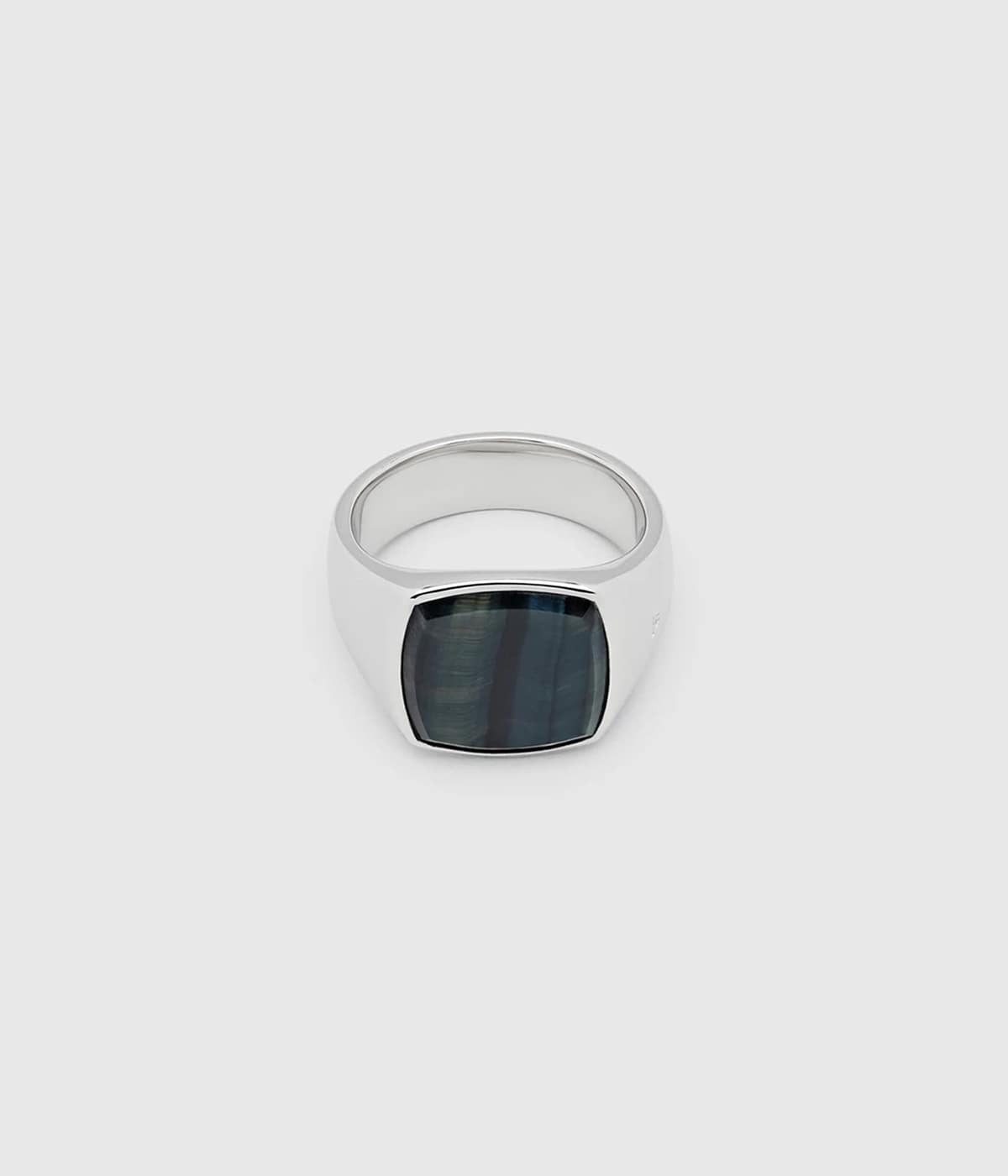 Cushion Blue Hawk Eye (M)