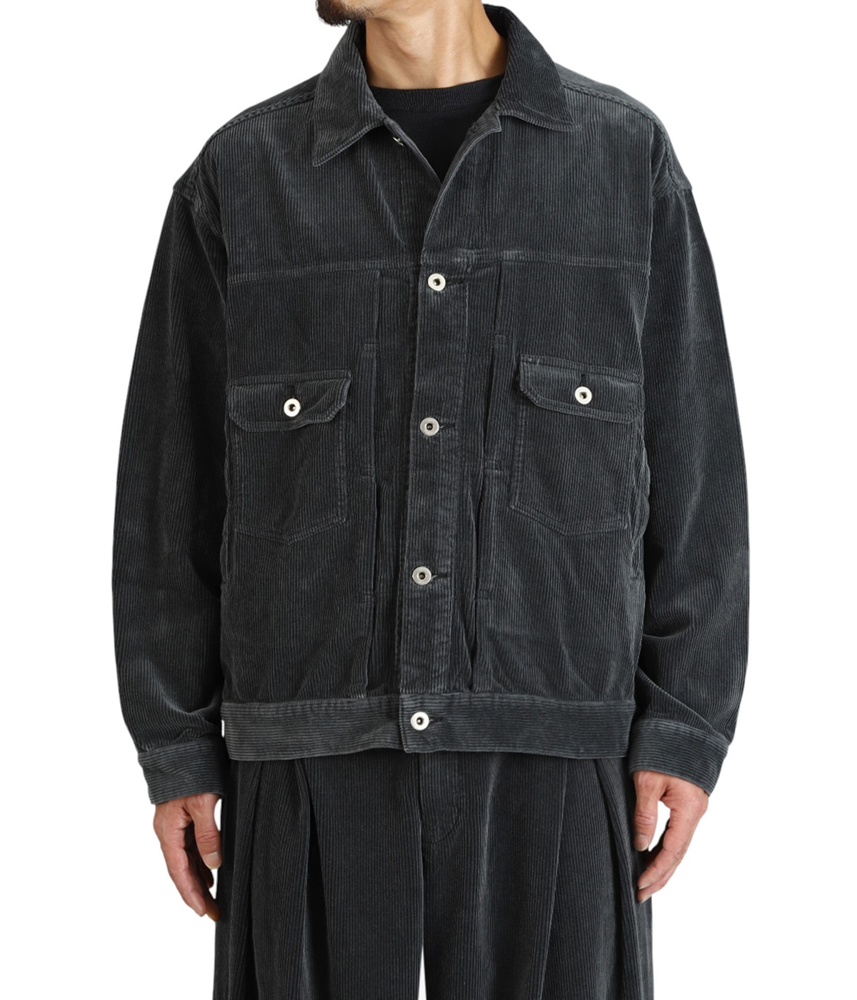 model(175cm / 60kg)B85 W75 H92 着用サイズ：L(48)