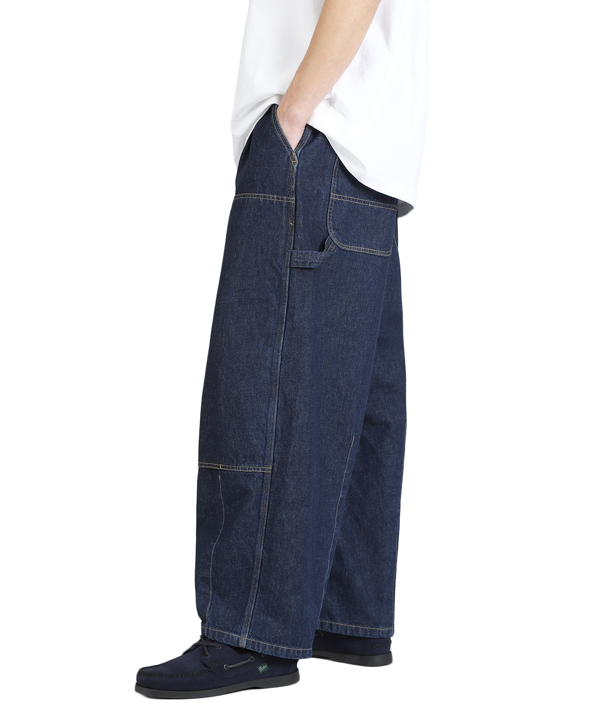 model(175cm / 60kg)B85 W75 H92 着用サイズ：M(46)