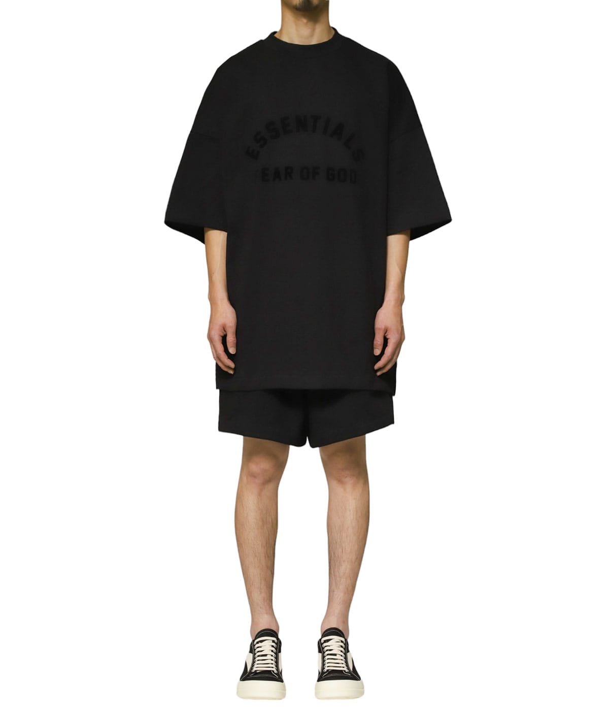 おすすめ☆人気【FEAR OF GOD ESSENTIALS】 クルーネックTシャツ FEAR OF GOD ESSENTIALS クルーネック Tシャツ | グレー