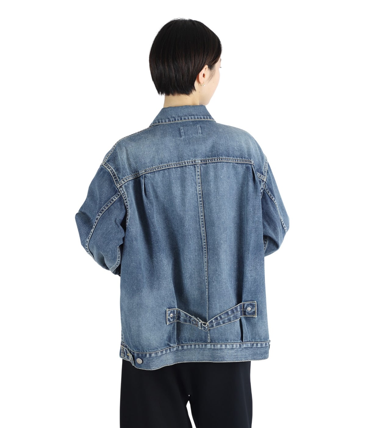 model（166cm） 着用サイズ：36