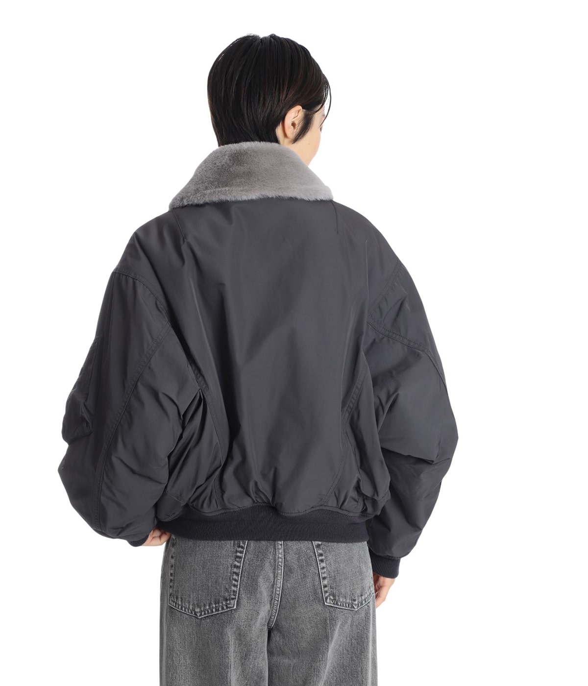 model（166cm） 着用サイズ：36