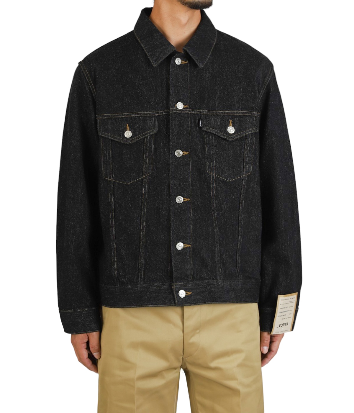 model（184cm / 63kg）B85 W80 H102 着用サイズ：EXTRA LARGE