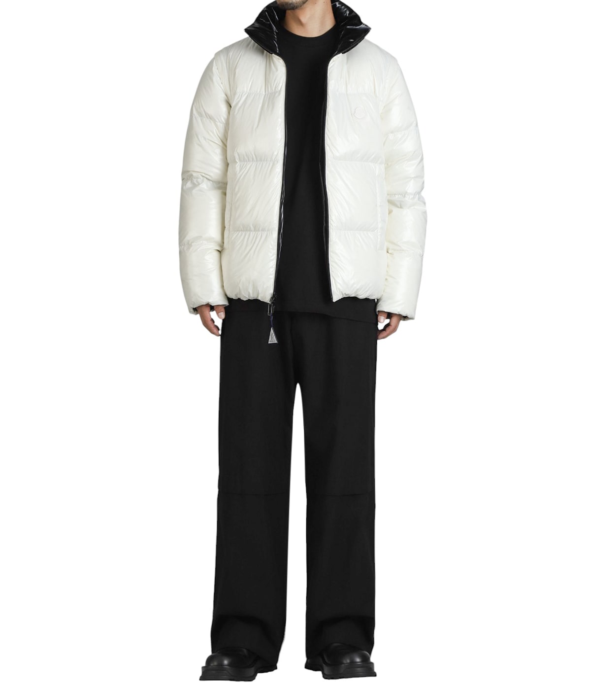 model（184cm / 63kg）B85 W80 H102 着用サイズ：1