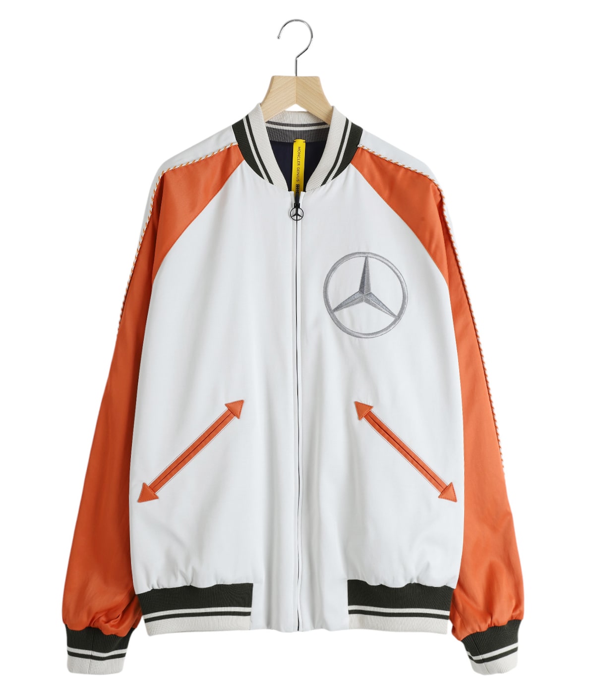 関税込*MONCLER × メルセデスベンツ by NIGO ジップフーディ 関税込 MONCLER × メルセデスベンツ NIGO ジップ パーカー