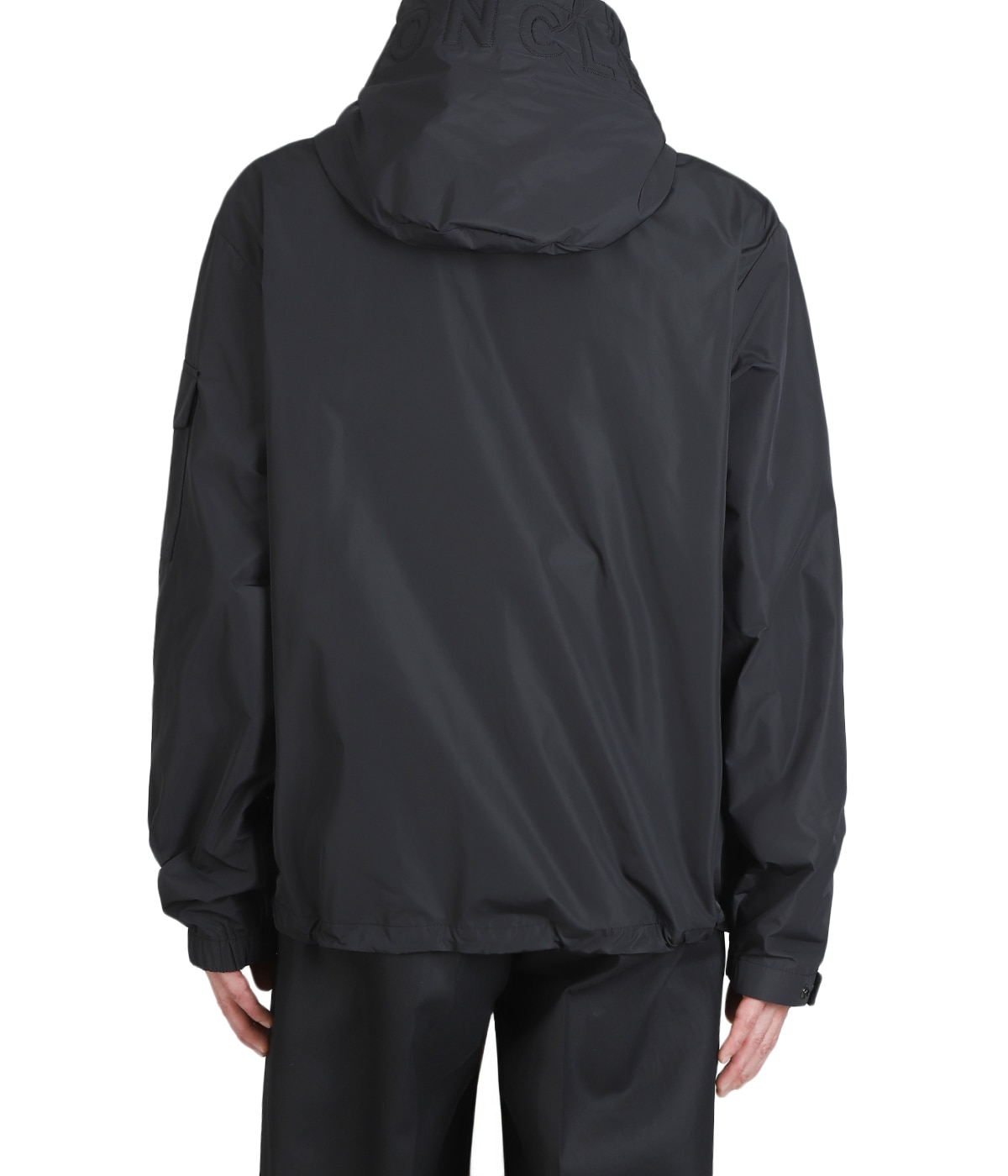 model（175cm / 60kg）B85 W75 H92 着用サイズ：2