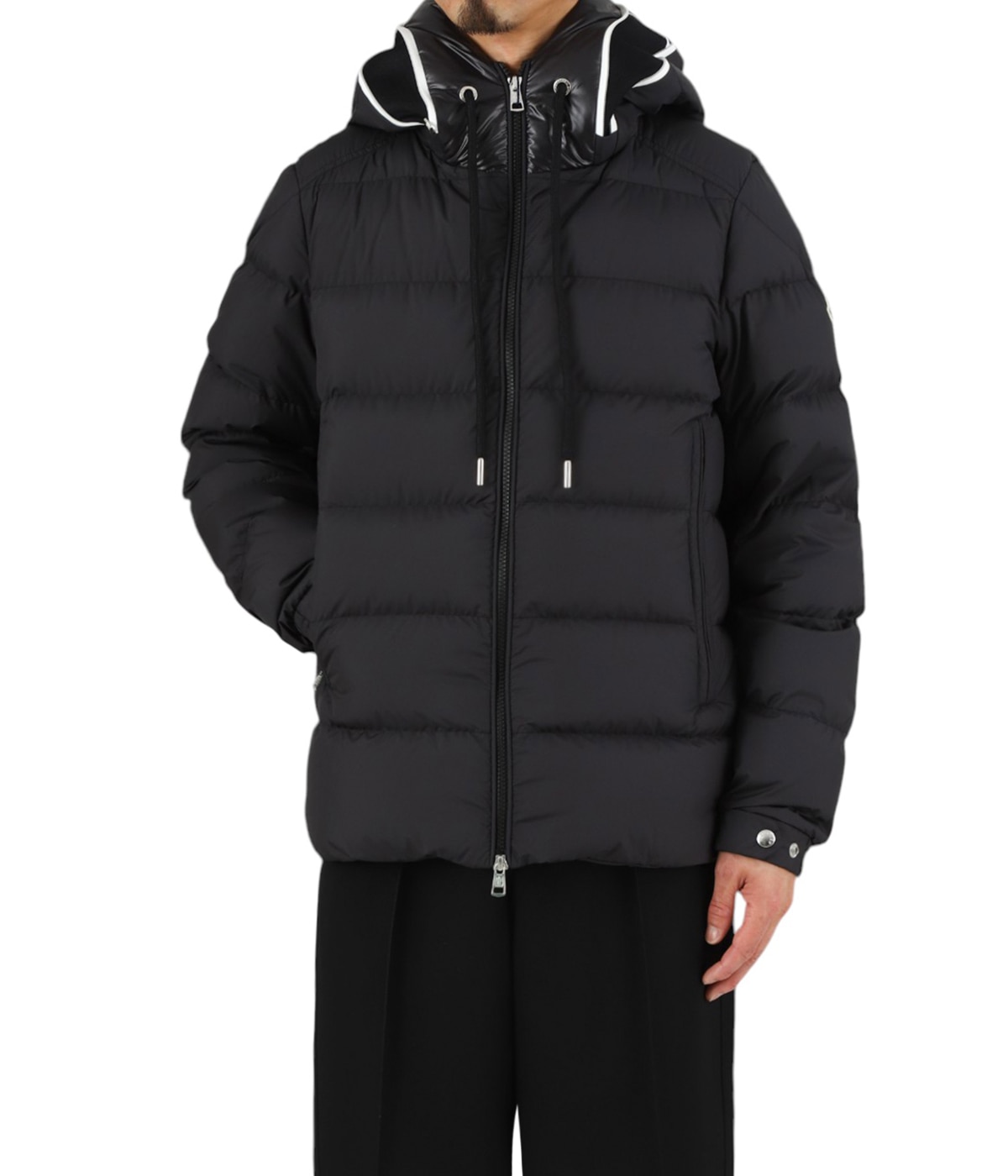 model(175cm / 60kg)B85 W75 H92 着用サイズ：2