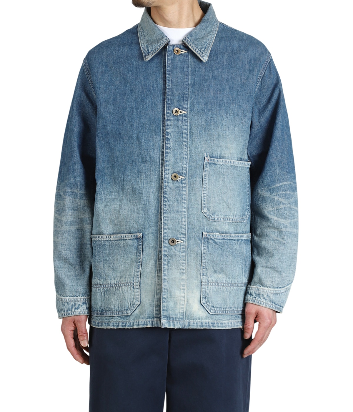 model（175cm / 60kg）B85 W75 H92 着用サイズ：42