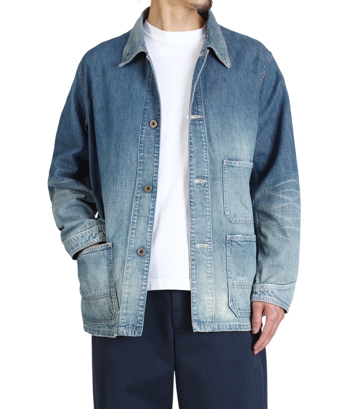 model（175cm / 60kg）B85 W75 H92 着用サイズ：42