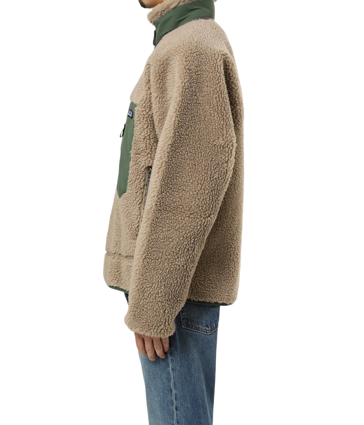 model（175cm / 60kg）B85 W75 H92 着用サイズ：M