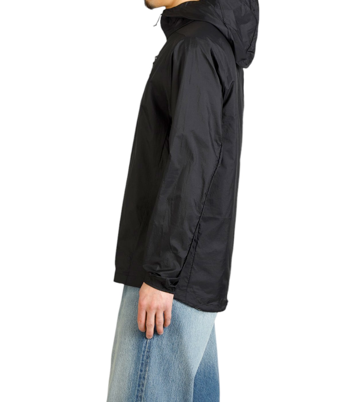 model(175cm / 60kg)B85 W75 H92 着用サイズ：M