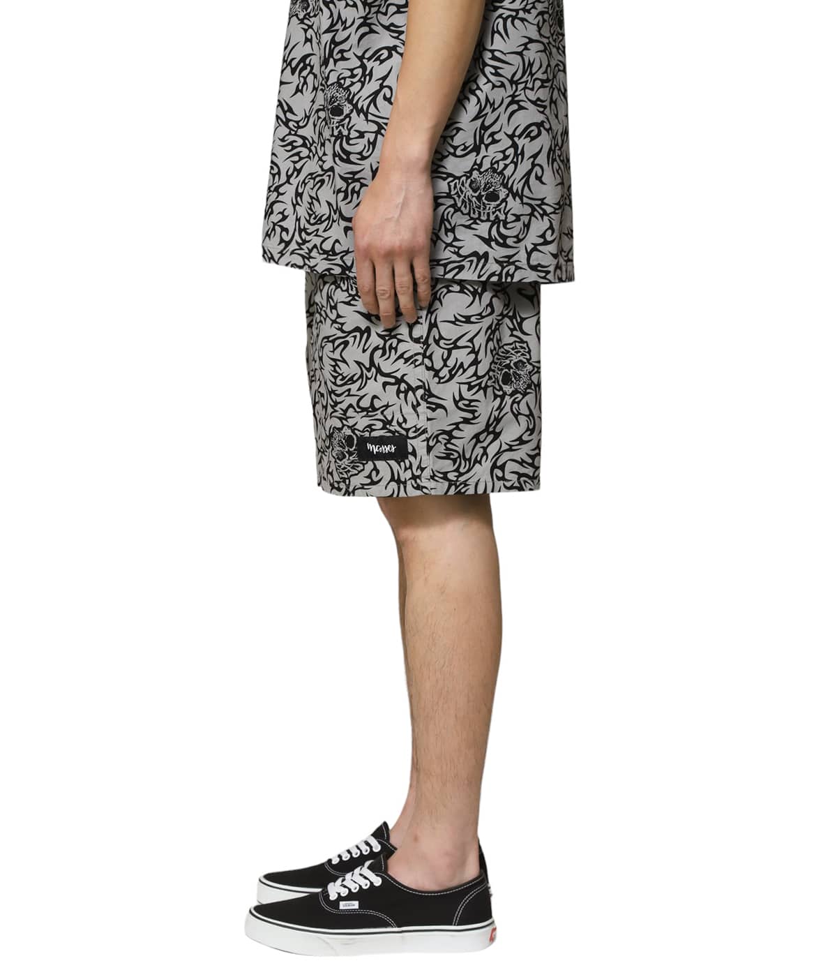 パンツ SHORTS SKULL Bejewelled Chrome Skull Shorts – WEIV -Los Angeles