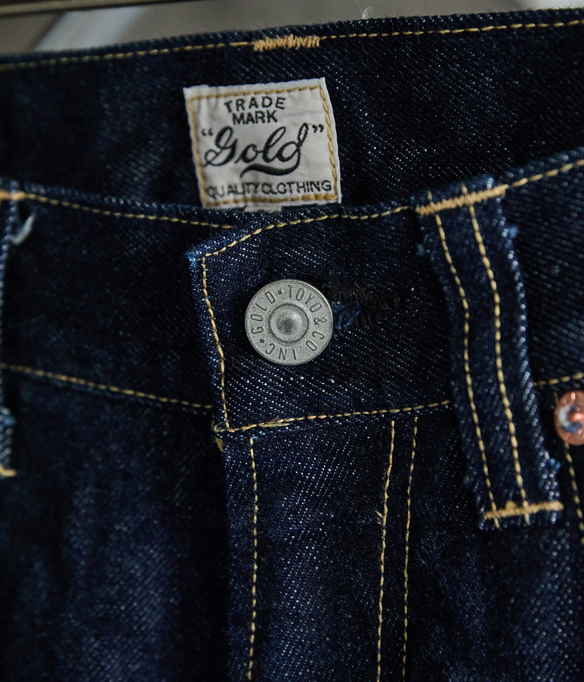 希少ゴールドジム2021年限定モデルXLパンツ 別注 14oz. SELVEDGE DENIM 5POCKET WIDE PANTS ZXX MODEL