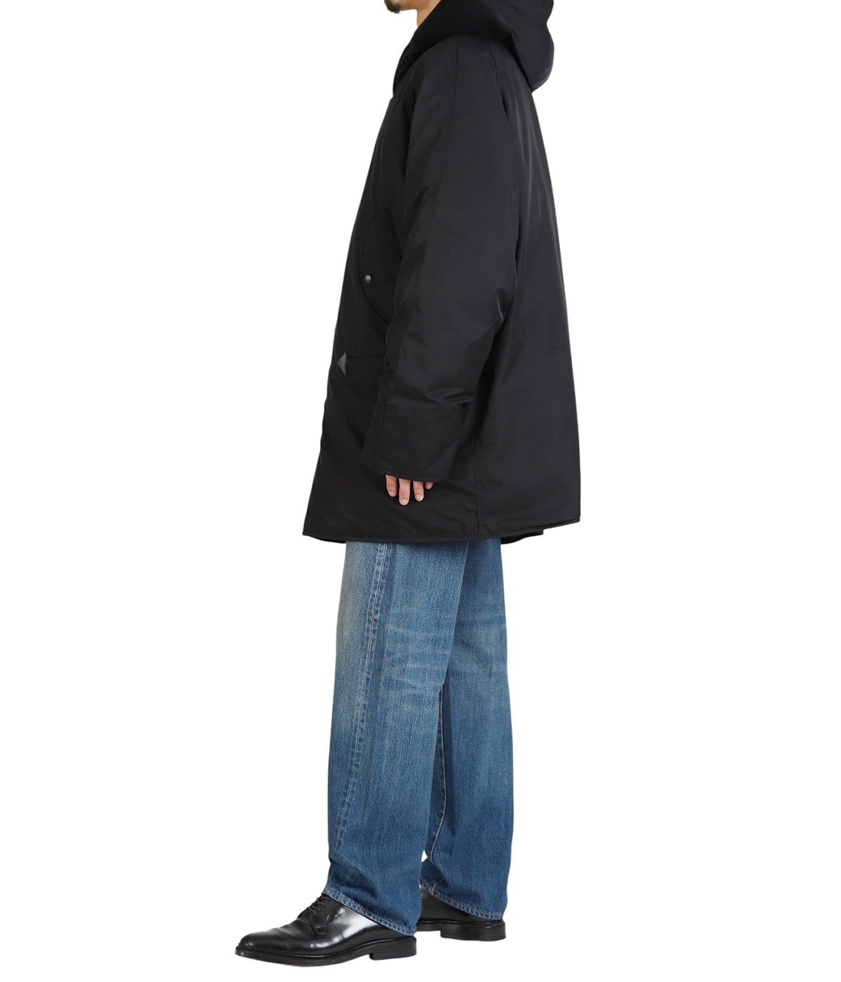 model(175cm / 60kg)B85 W75 H92 着用サイズ：2