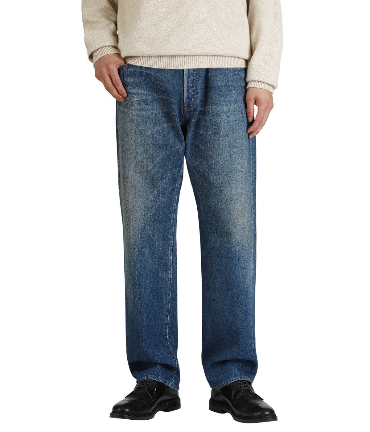 model(175cm / 60kg)B85 W75 H92 着用サイズ：2