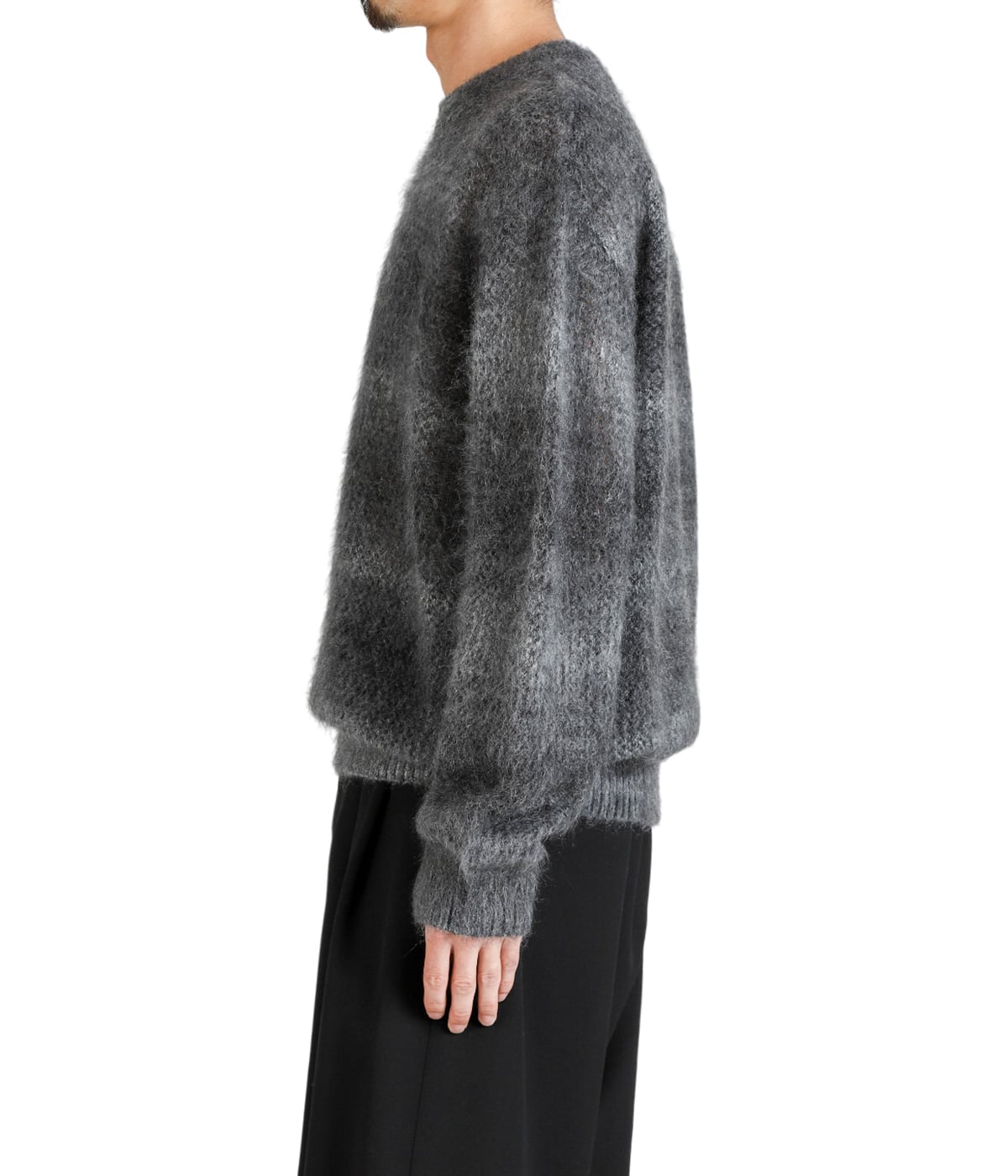 model（175cm / 60kg）B85 W75 H92 着用サイズ：1