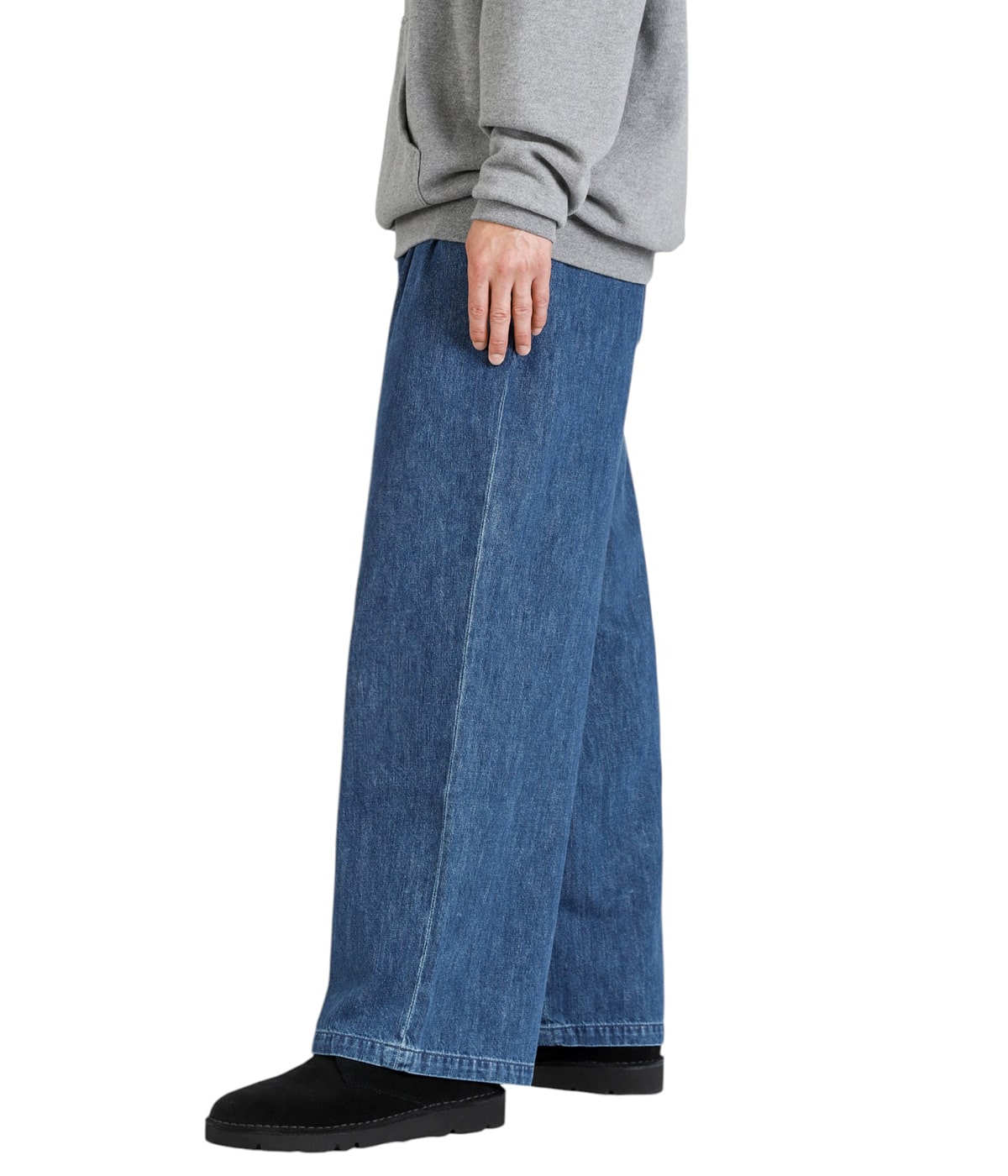 model（175cm / 60kg）B85 W75 H92 着用サイズ：2