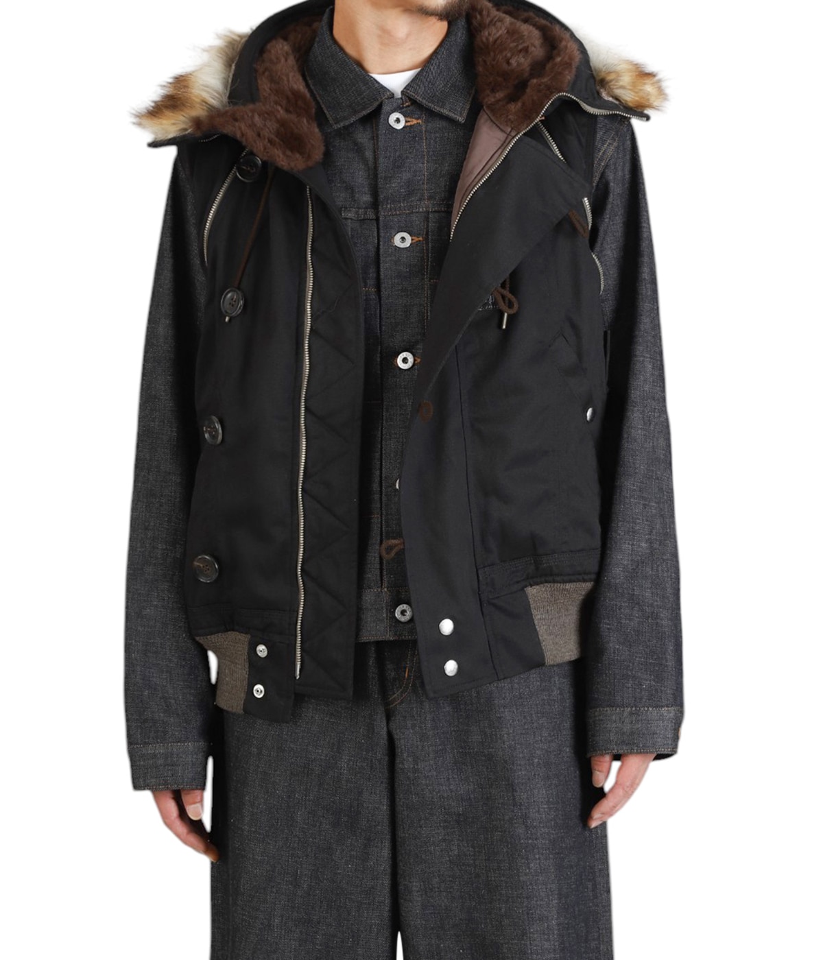 model（175cm / 60kg）B85 W75 H92 着用サイズ：2