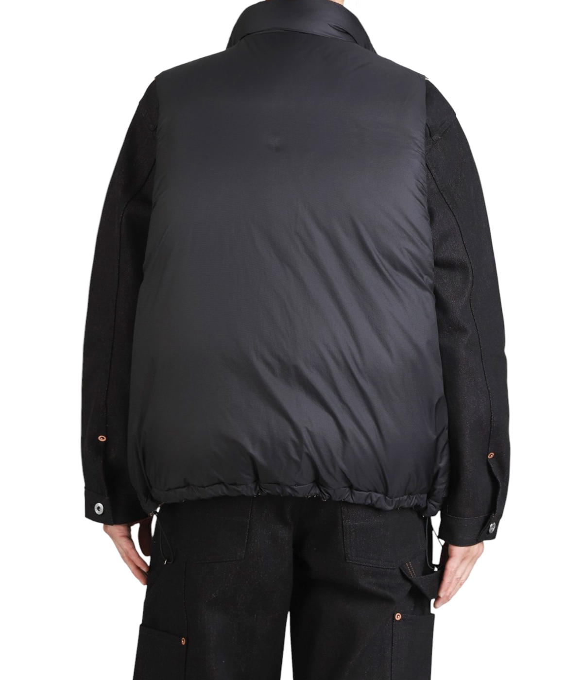 model（175cm / 60kg）B85 W75 H92 着用サイズ：2