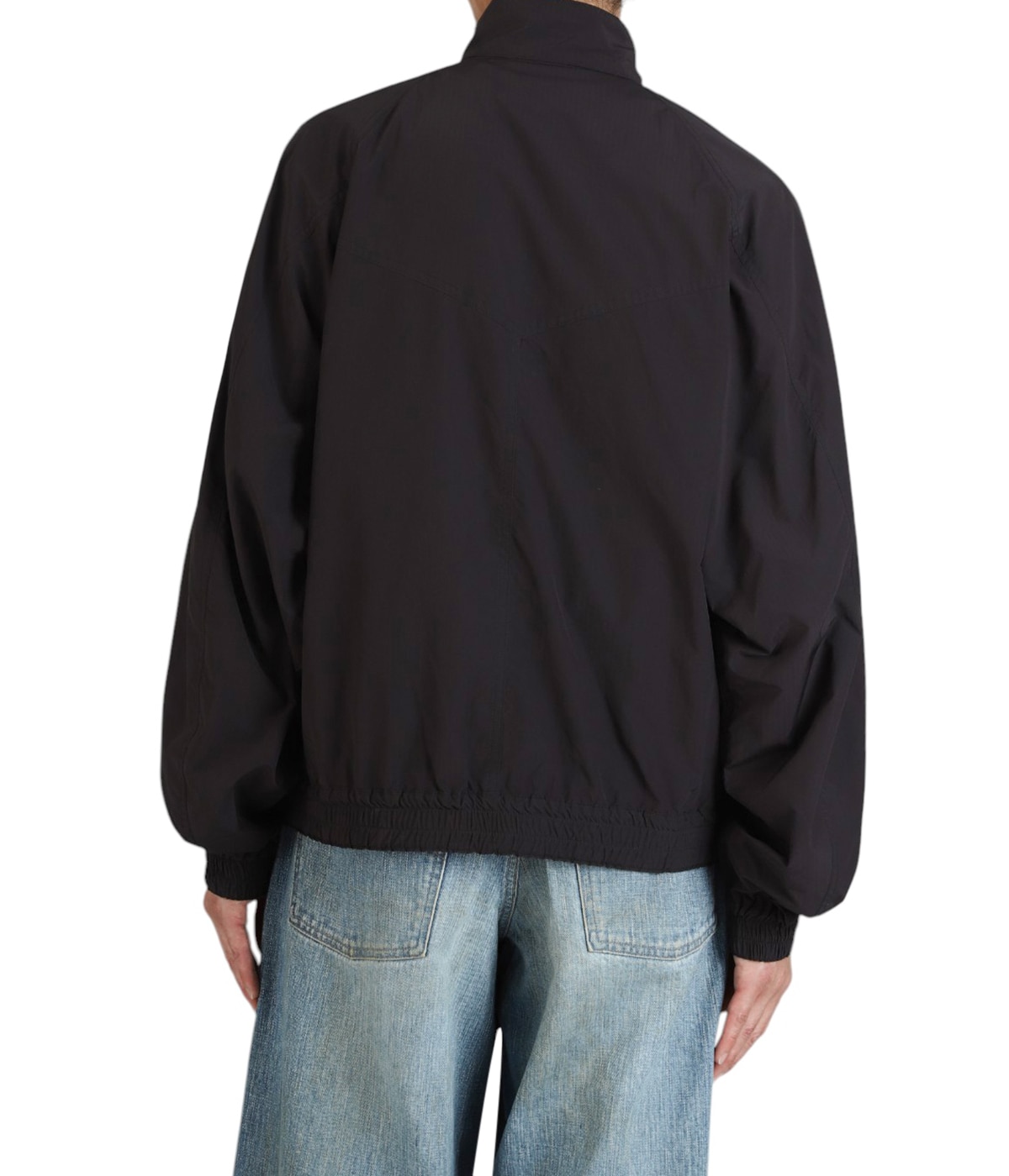 model（175cm / 60kg）B85 W75 H92 着用サイズ：2