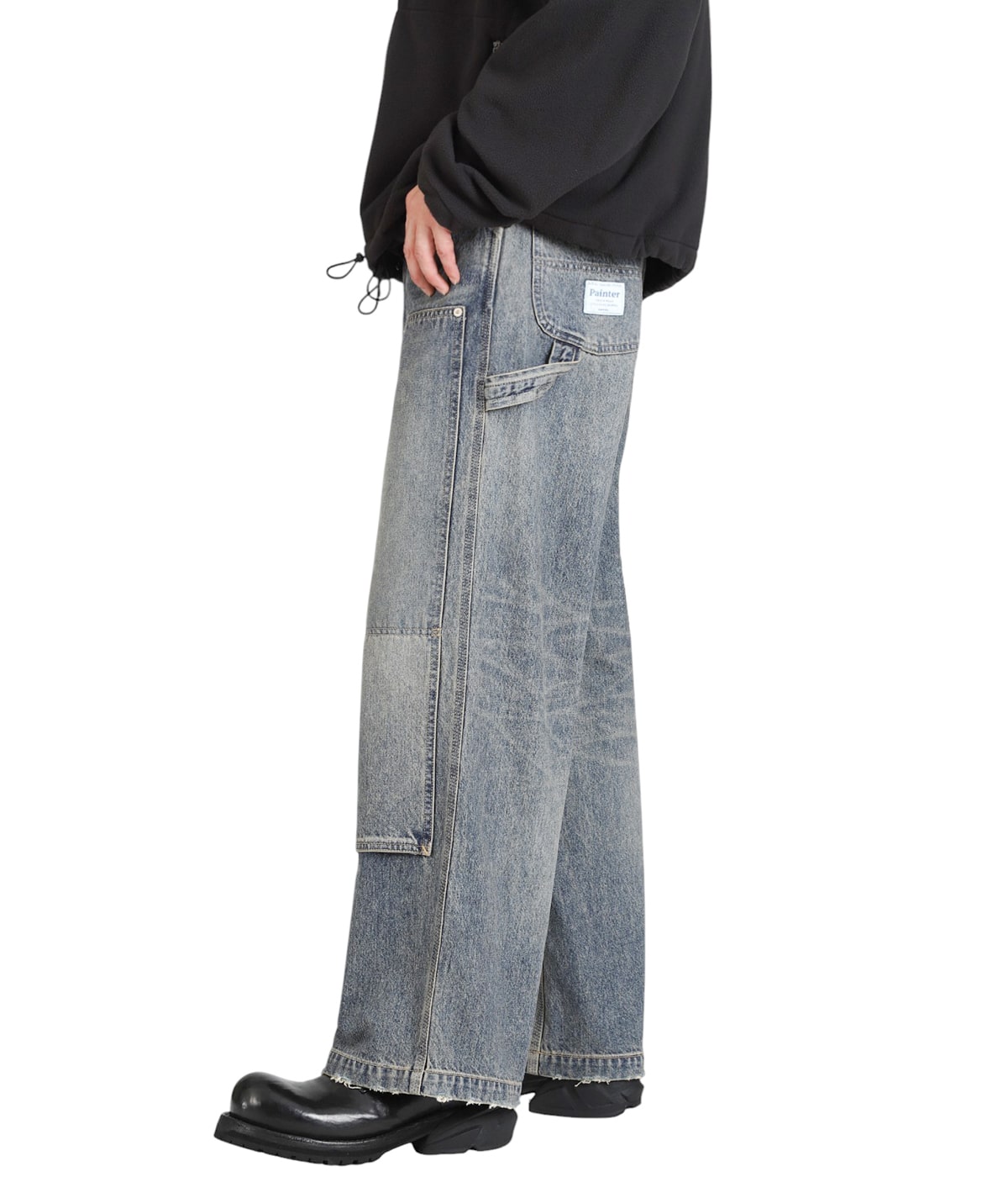 model(175cm / 60kg)B85 W75 H92 着用サイズ：27(S)