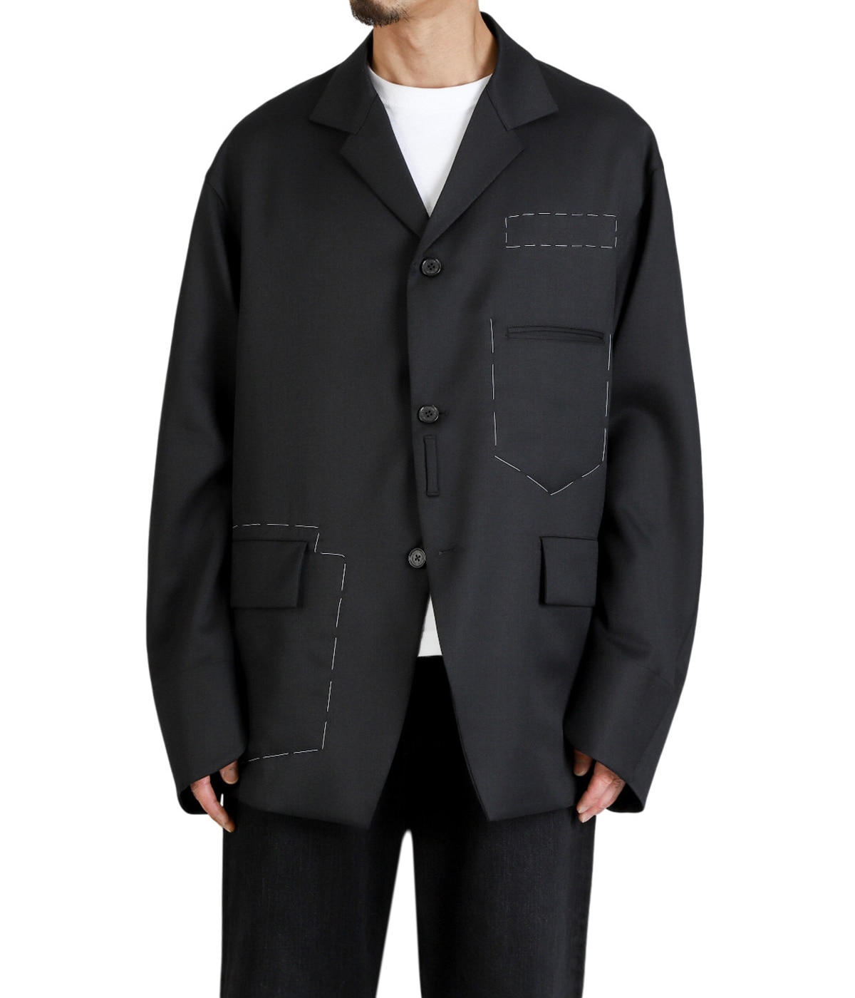 model(175cm / 60kg)B85 W75 H92 着用サイズ：M