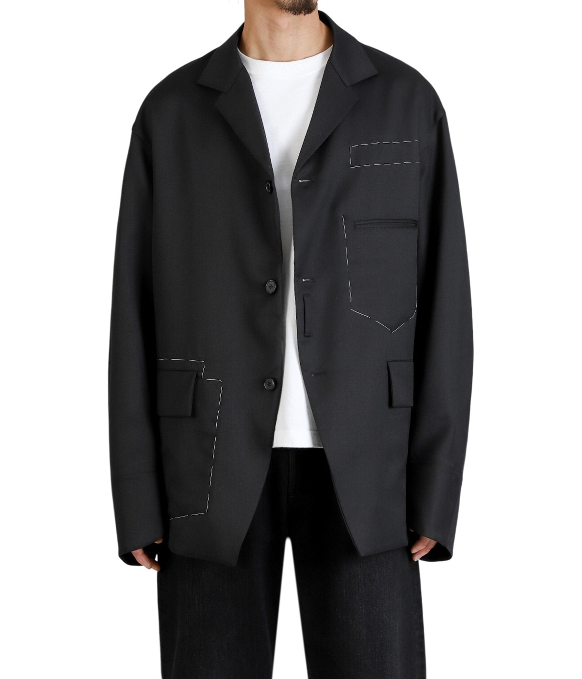 model(175cm / 60kg)B85 W75 H92 着用サイズ：M