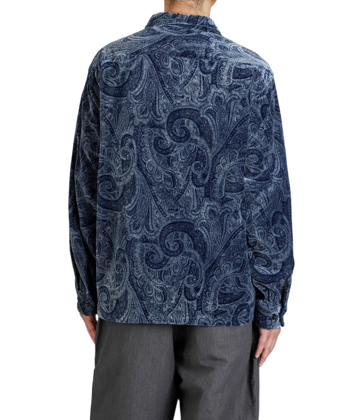 model（175cm / 60kg）B85 W75 H92 着用サイズ：M