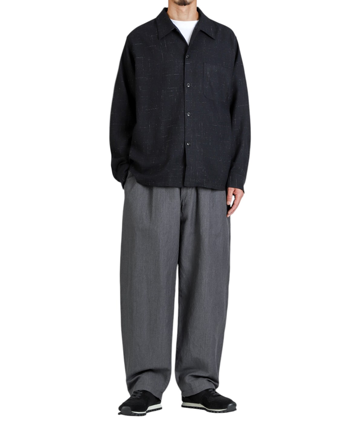 model(175cm / 60kg)B85 W75 H92 着用サイズ：M