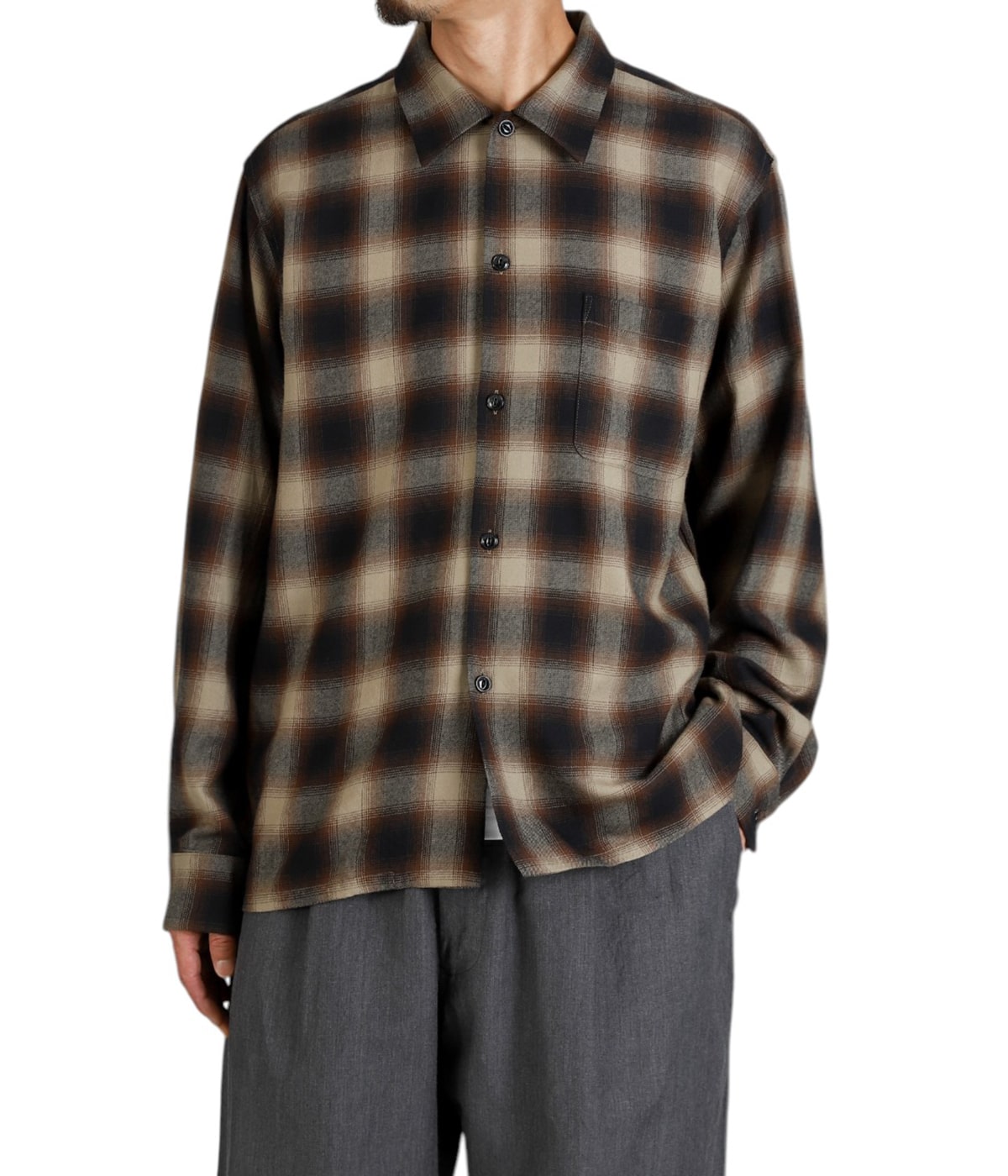 model(175cm / 60kg)B85 W75 H92 着用サイズ：M