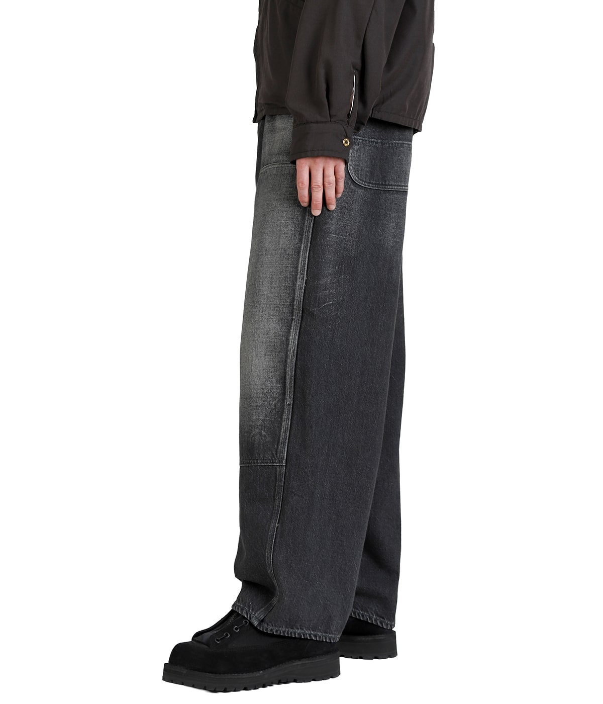 model（175cm / 60kg）B85 W75 H92 着用サイズ：M