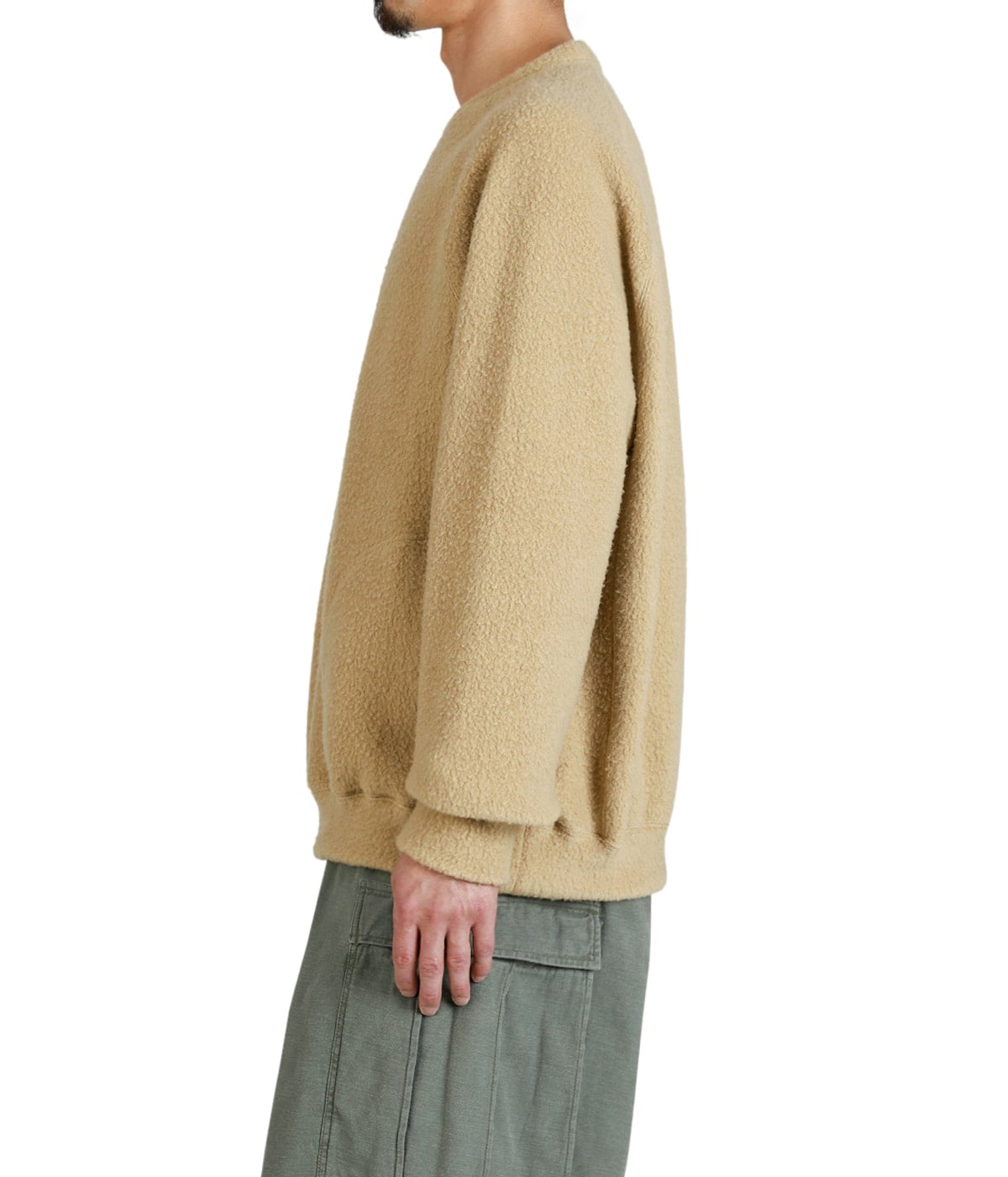 model（175cm / 60kg）B85 W75 H92 着用サイズ：M